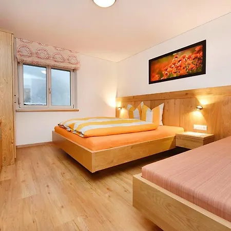 Apartment Kraft Christian *